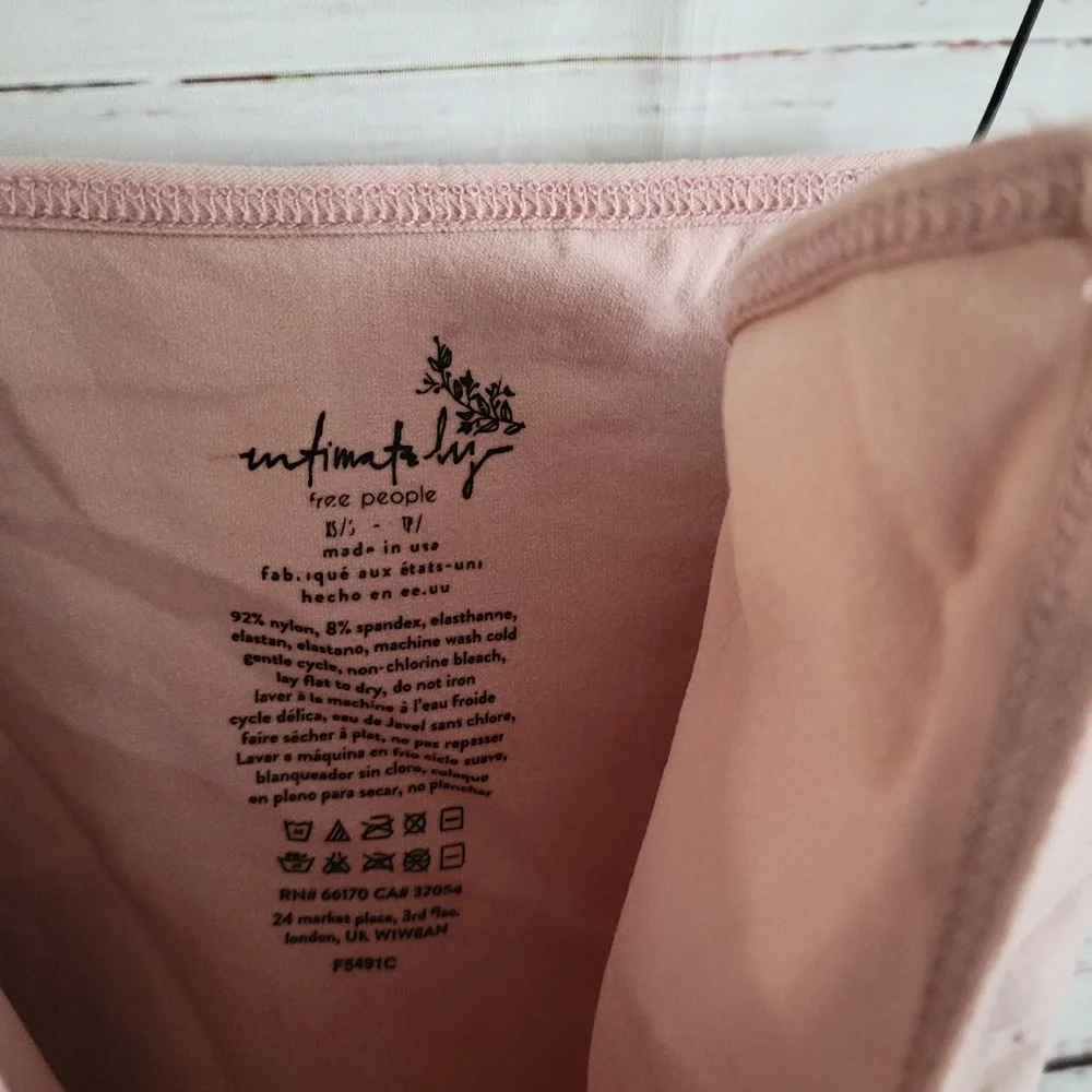 Free people intimately Skinny strap crop top XS/S